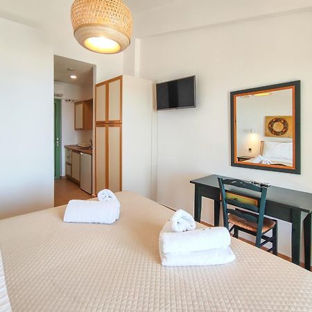 Hotel Dafni 스키아토스 타운 외부 사진